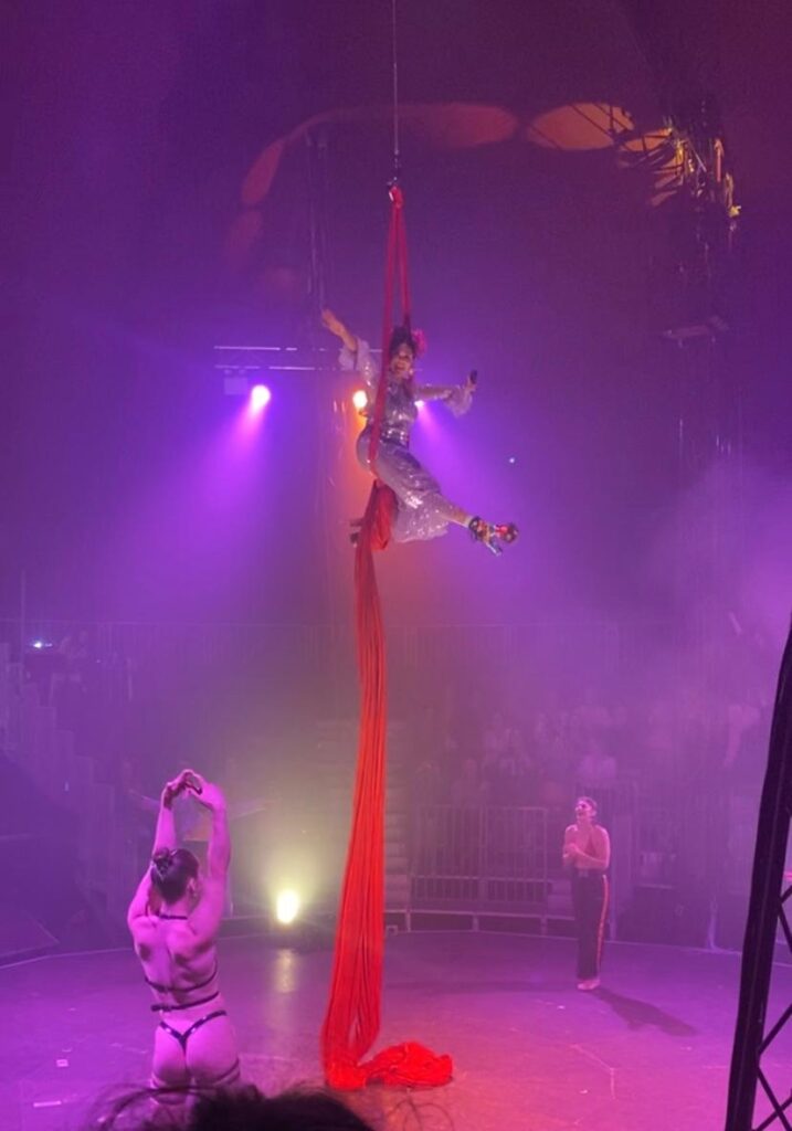 Lavrak Circus