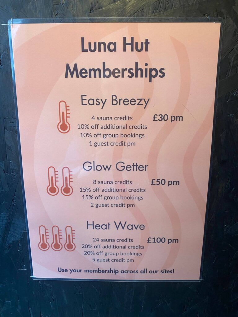 Luna Hut Sauna Cafe