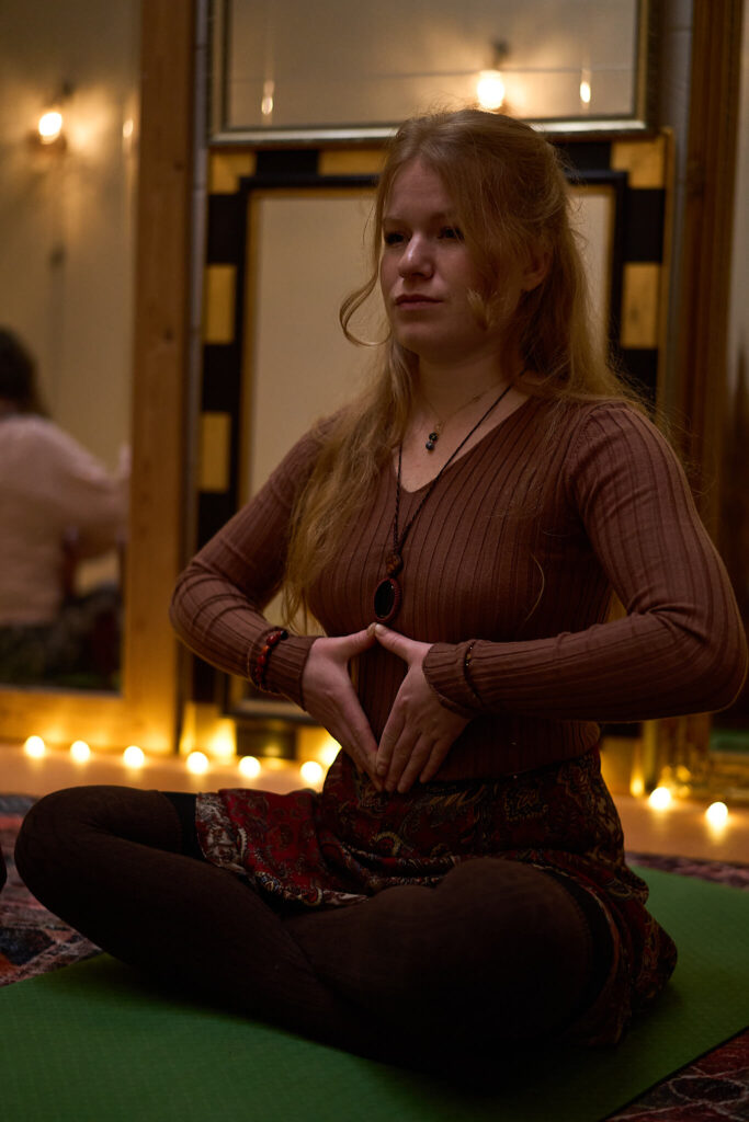 Katie Nicholson / Neighbourhuud